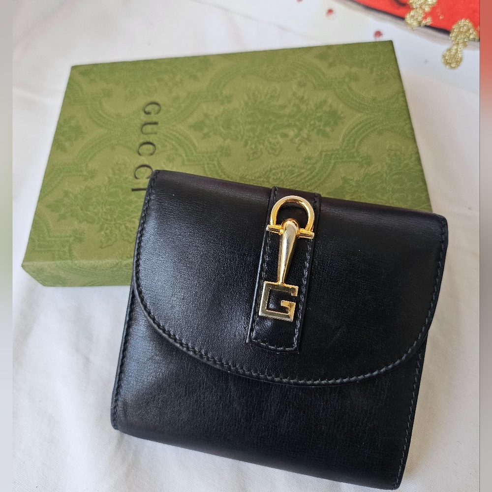 Gucci G Logo horse bit clip leather trifold wallet